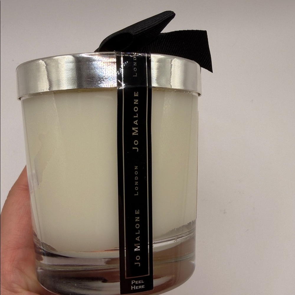 Jo Malone, English Oak Candle, NEW!!! - Picture 6 of 9